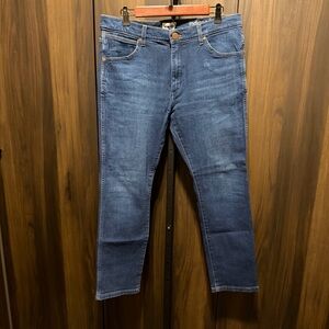 Wrangler Larston Taper Slim Fit Dark Indigo Wash Denim Jeans Size 34x30